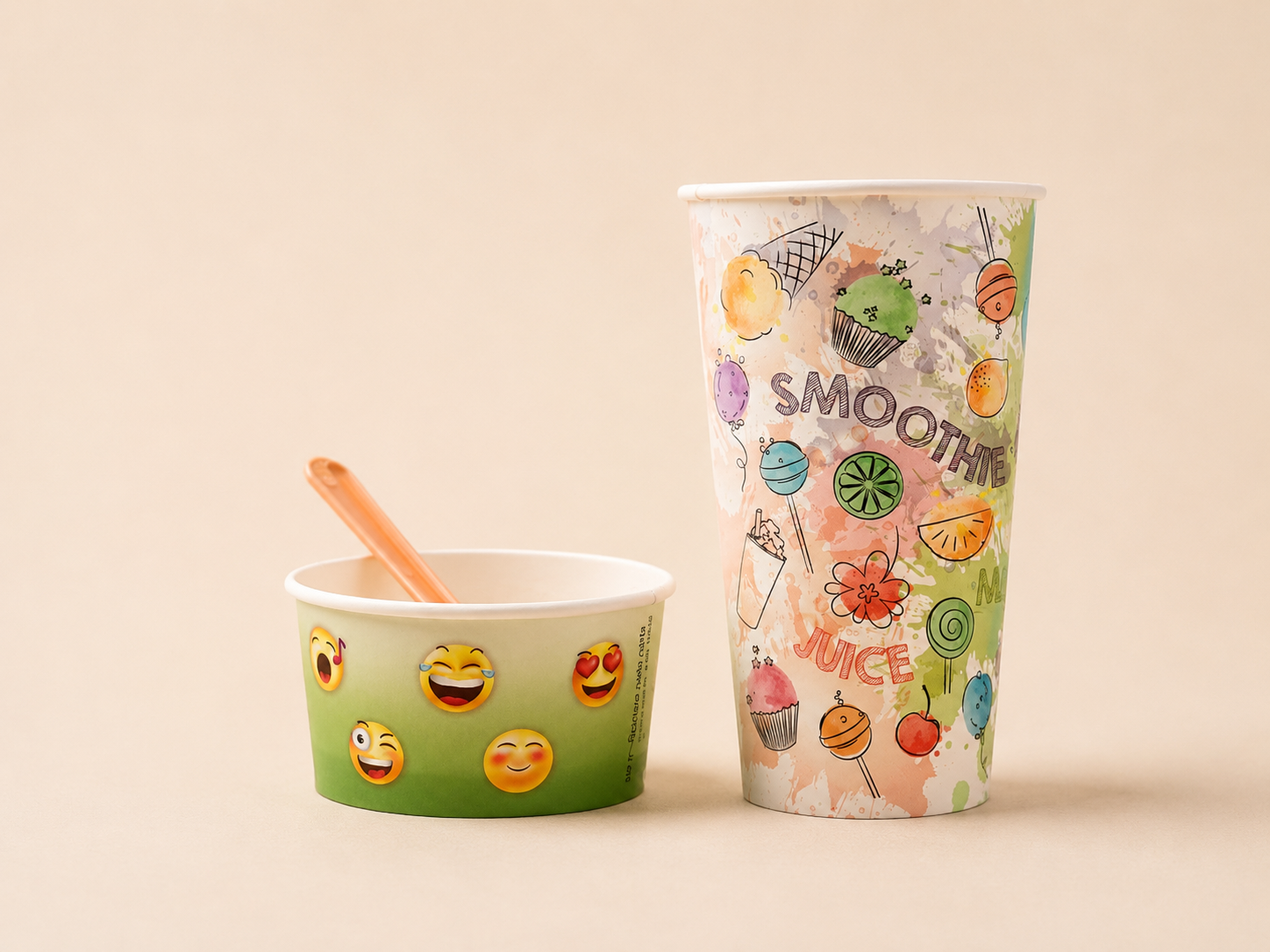 Coppetta gelato e bicchiere frappe